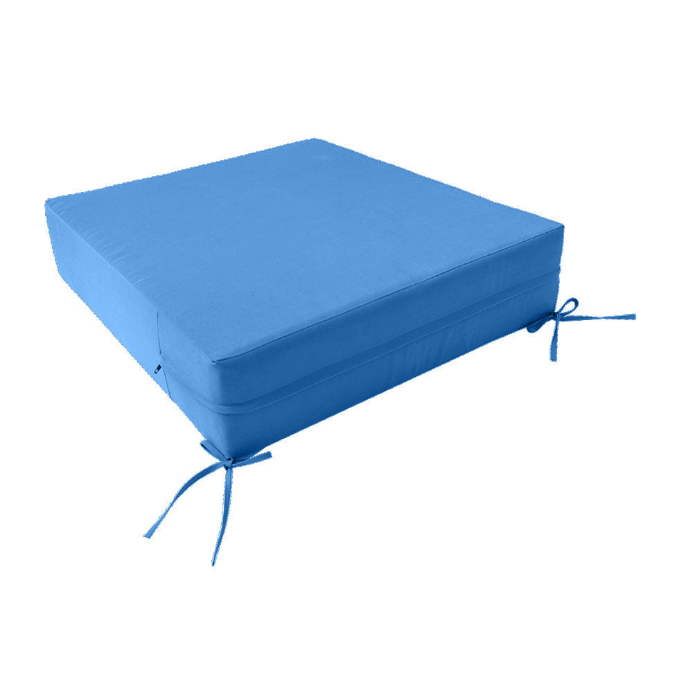 Outdoor lounge chair cushion