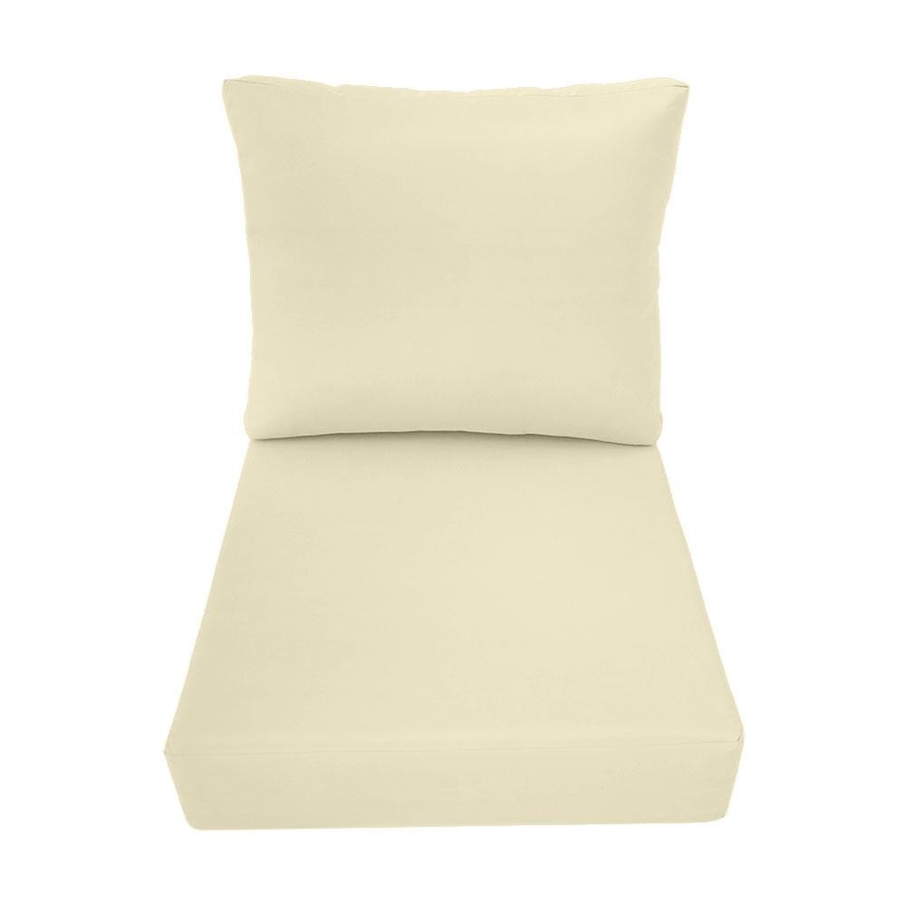Outdoor lounge chair cushion