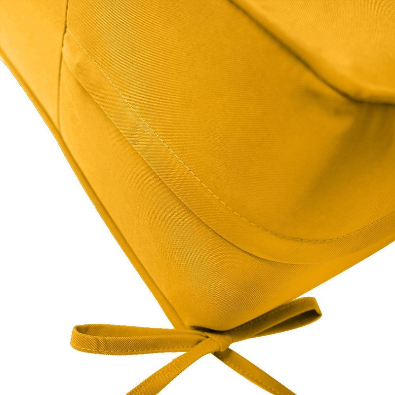 Outdoor lounge chair cushion