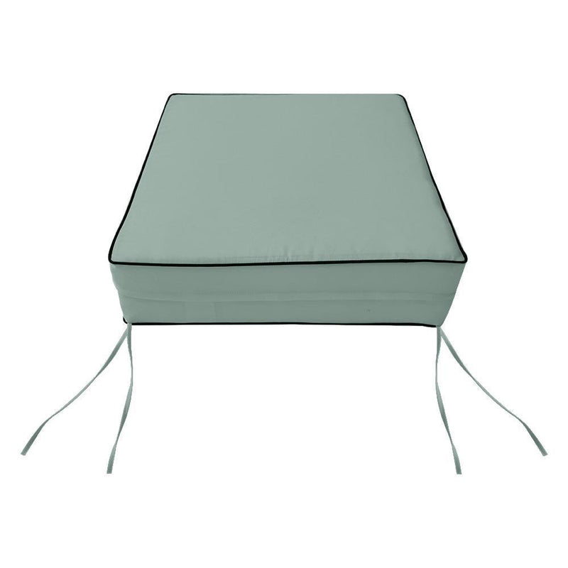 Outdoor lounge chair cushion