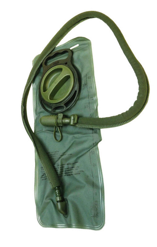 Tactical MOLLE Insulated Oasis Hydration Carrier Pack with 2.5L Bladder